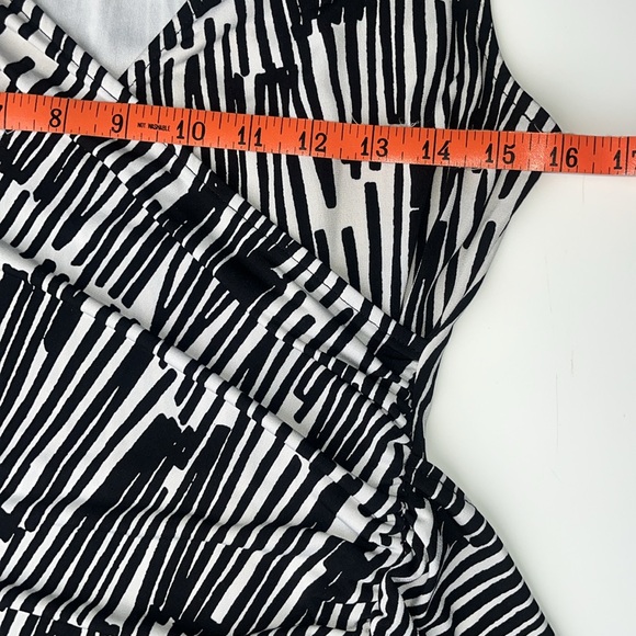 NY&Co. Stretch Ruched Wrap Midi Lined Sleeveless V-Neck Plunge Dress Cinched XS - Picture 7 of 9
